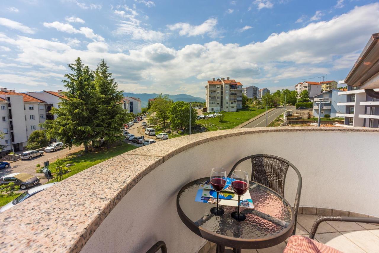 Apartments Villa Bare Кастав Екстериор снимка